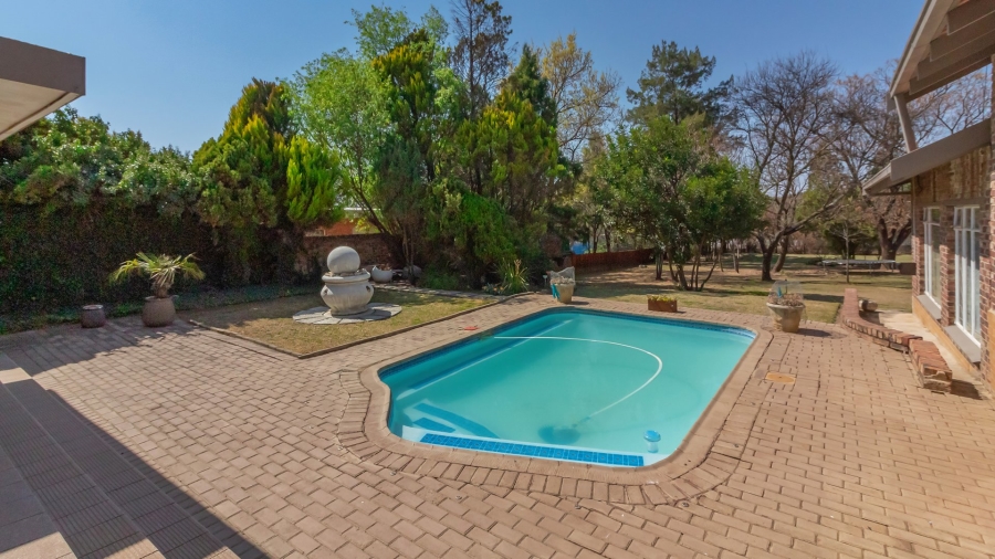 4 Bedroom Property for Sale in Suidrand Free State